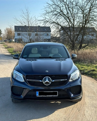 Mercedes-Benz GLE cena 315000 przebieg: 27600, rok produkcji 2019 z Warszawa małe 67